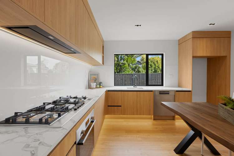 2 Hollywood Avenue Epsom_5