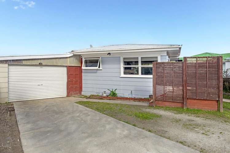 103 Huxley Road_0