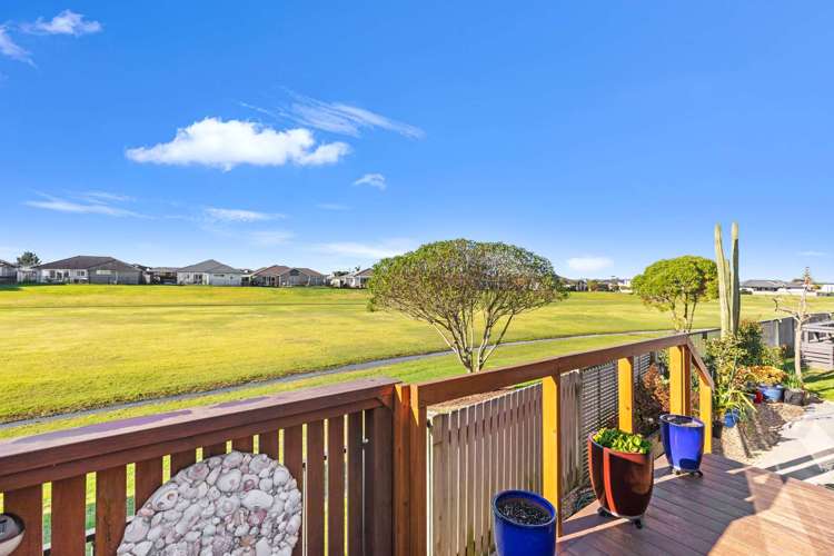 244/61 Golden Sands Drive_0