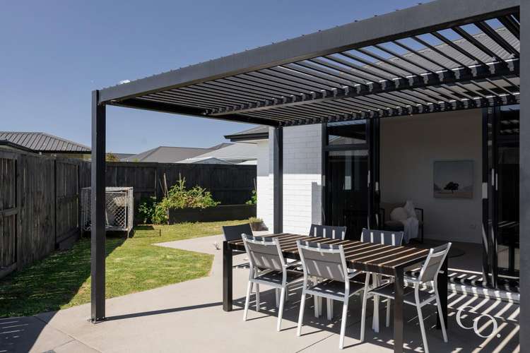 51 Kahuparere Crescent Pyes Pa_31