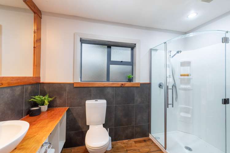 22 Hereford Street Cannons Creek_10