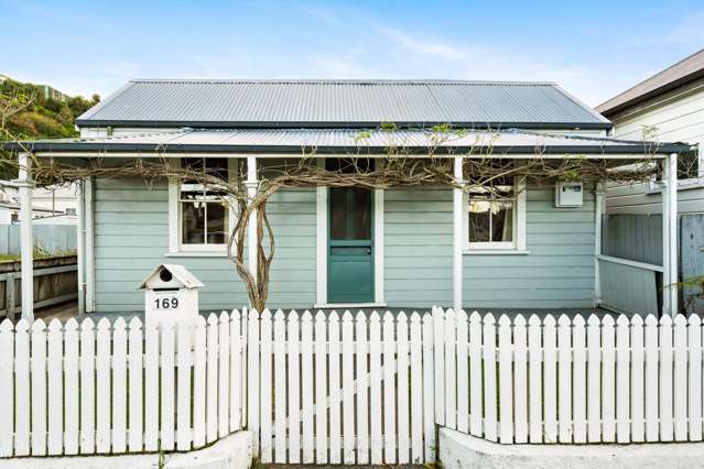 Napier Classic in a Top Spot