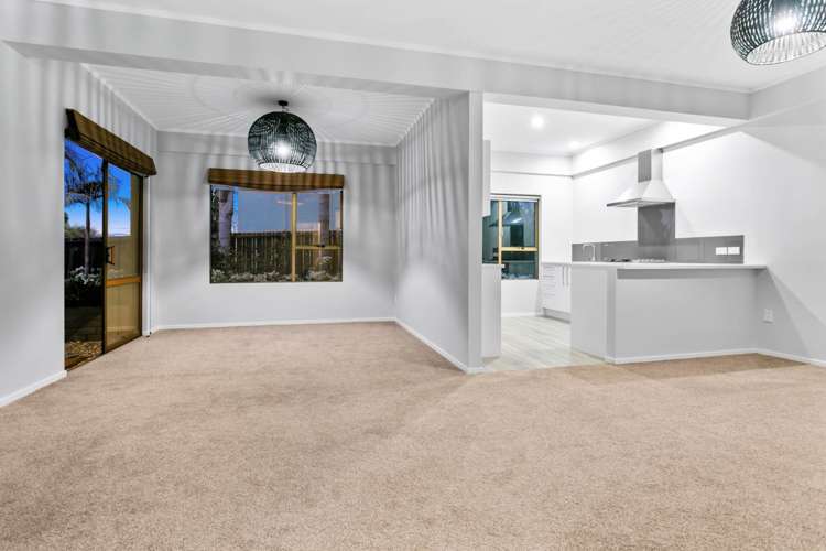 14 Galaxy Drive Mairangi Bay_11