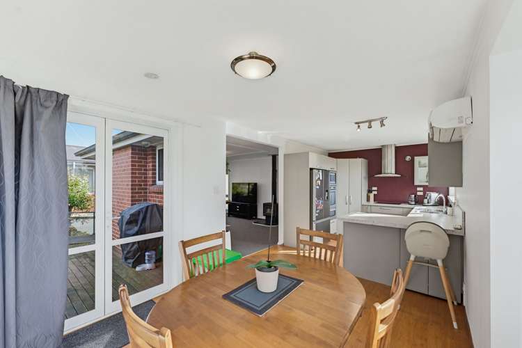 1 Goulds road Marchwiel_5