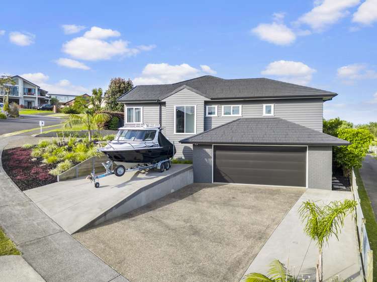 6 Dorchester Place Orewa_23
