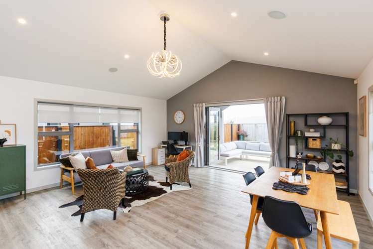 10 Mediterranean Grove Fitzherbert_17