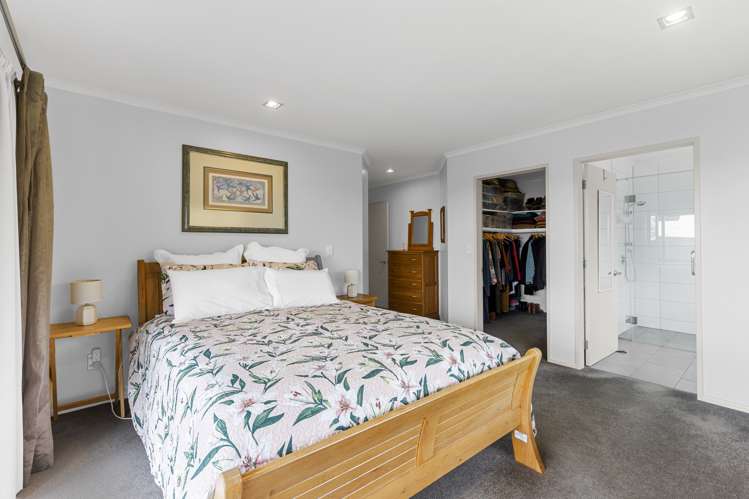 29 Johnstone Drive Fitzherbert_11