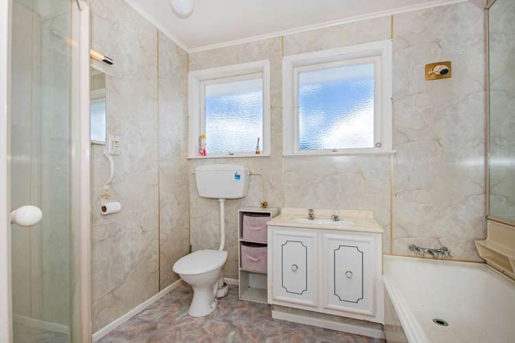 1 Sussex Place Kamo_10