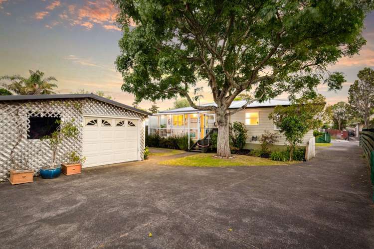 19 Brennan Avenue Te Atatu Peninsula_0