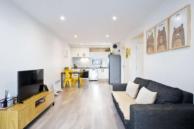 4/115 Swanson Road Henderson_18