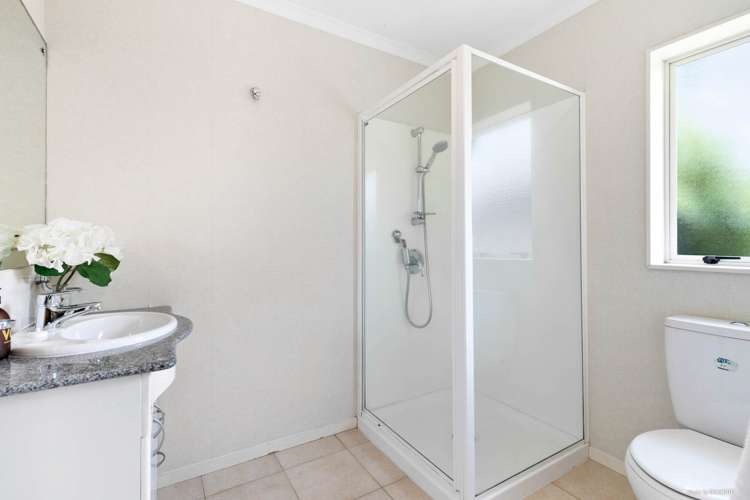 9 Caltra Place East Tamaki_9