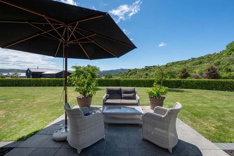 1 Peregrine Place Kinloch_17