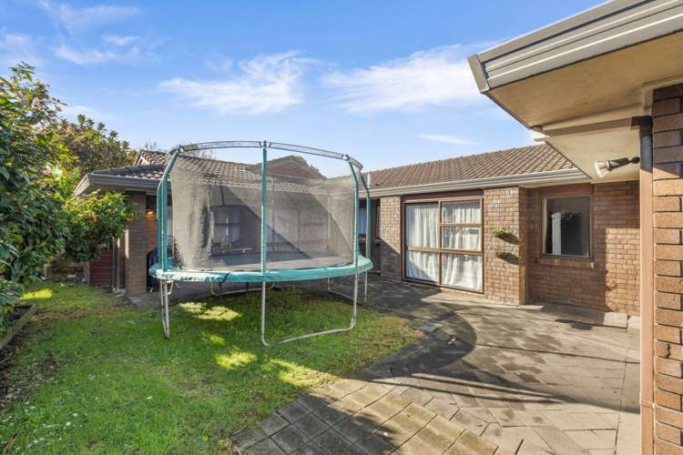 84 Mirrabooka Avenue Botany Downs_20