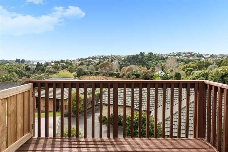 46 Waipuna Grove Welcome Bay_17