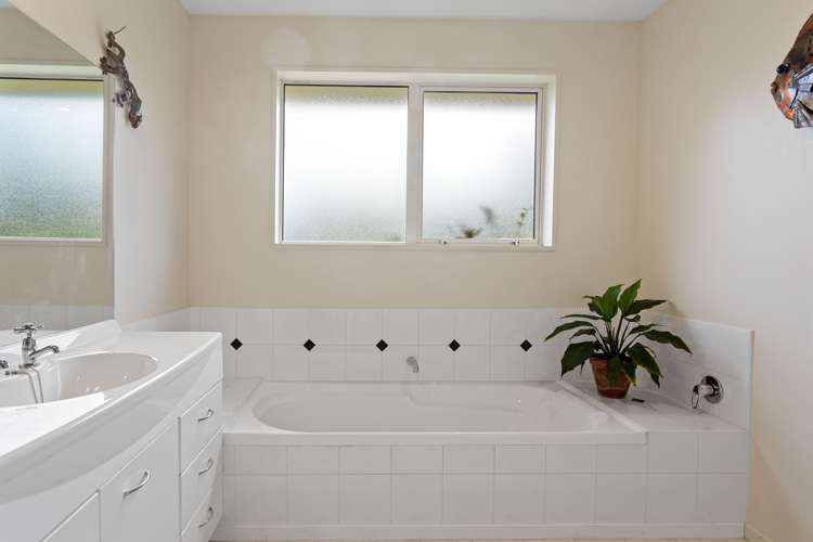 53 Roscrea Place Swannanoa_15