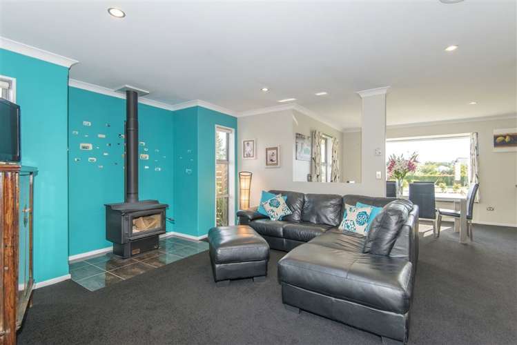 4 Riverside Way Amberley_12