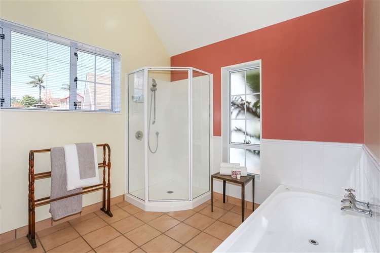 86 Eugenia Rise Totara Heights_15