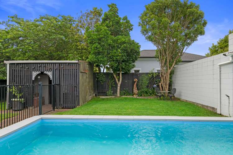 224 Ranolf Street Glenholme_37