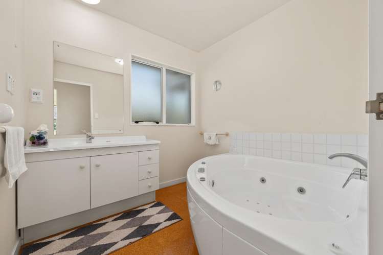 51 Ngarara Road Waikanae_14