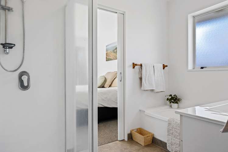 42A Grimseys Road Redwood_6