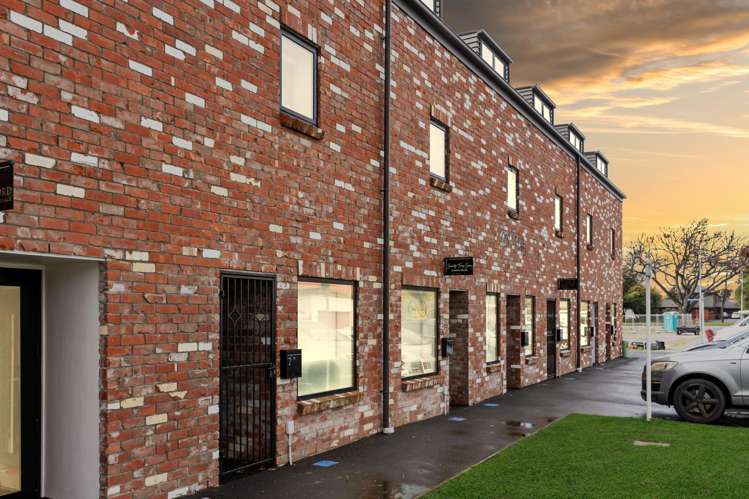 3/173 Chester Street East_0