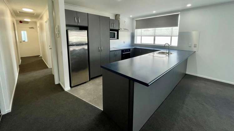 2/920 Victoria Street Hamilton Central_6