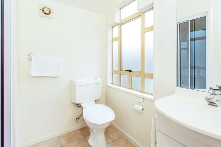 33a King George Avenue Epsom_16