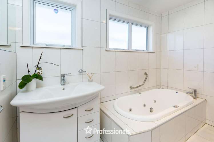 249 Fergusson Drive Heretaunga_2