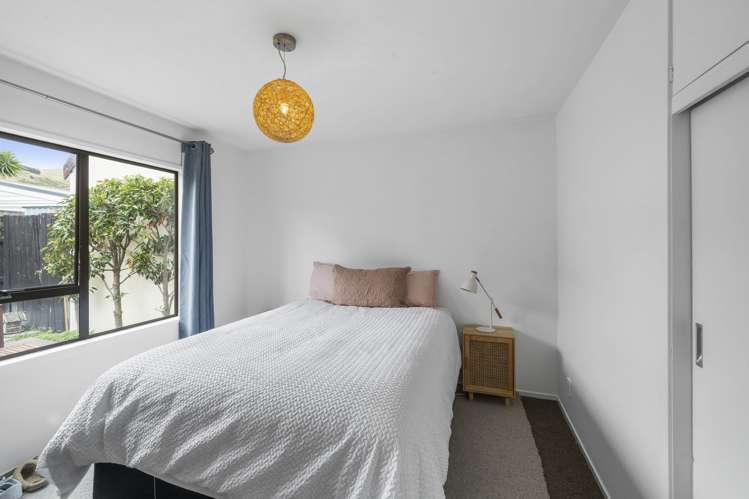 2/91 Nayland Street Sumner_16