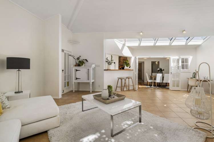 196 Queen Street Northcote Point_9