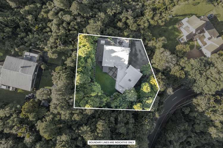 535 Scenic Drive Waiatarua_25