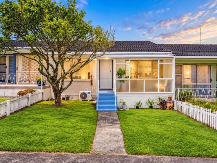 2/67A Roberton Road Avondale_0