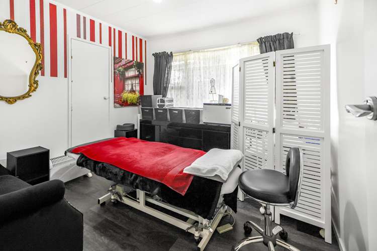 32 Chedworth Avenue Chedworth_14