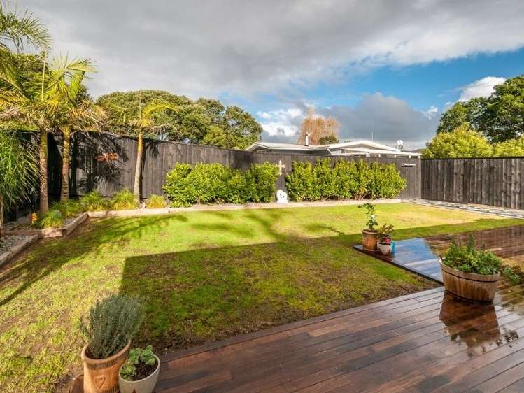 109 Bond Crescent Forrest Hill_20