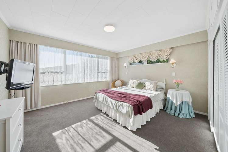 23 Ngahere Street Stokes Valley_11