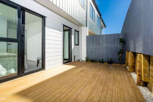 4/13 Normandy Place Henderson_2