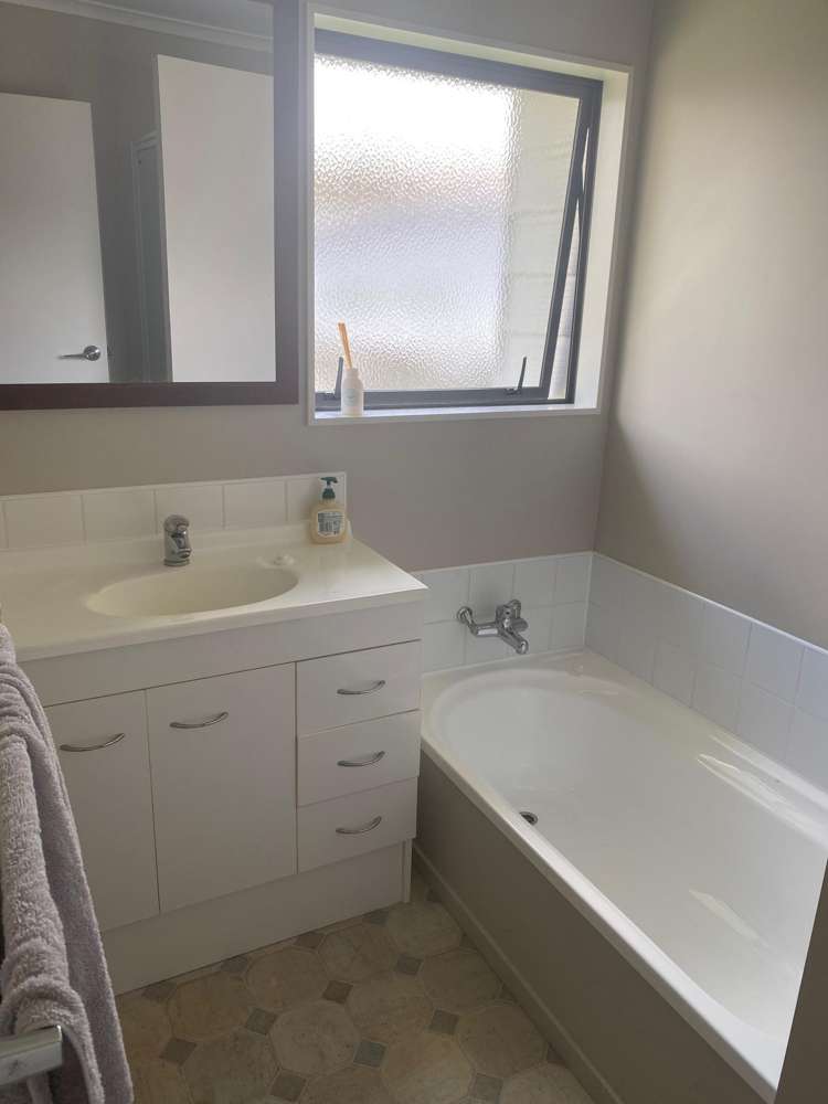 24B Warwick Place Brookfield_9