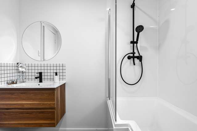 2/8 Sylvan Street Hillmorton_3