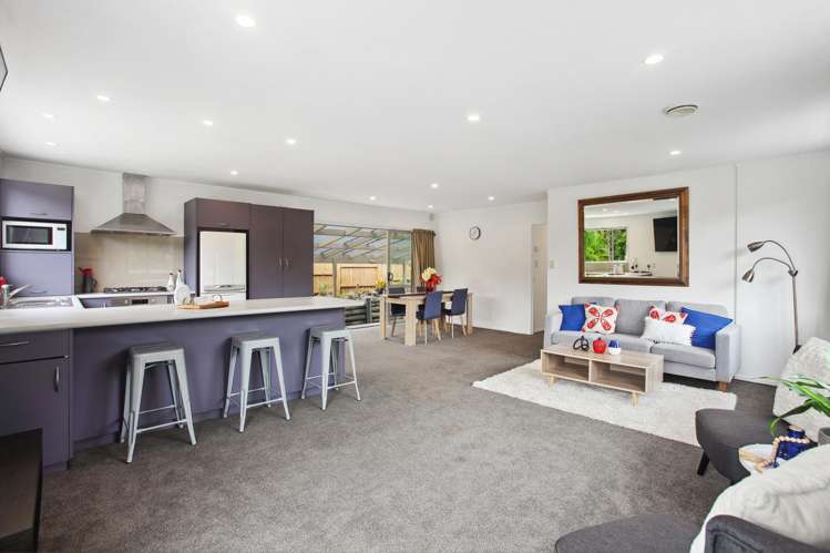 7 Napuka Road Henderson Valley_17