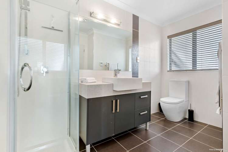 68 Oakway Drive Schnapper Rock_14