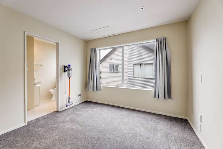 8/443 Hereford Street Linwood_7