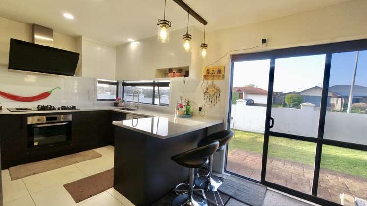 13 Sudbury Court Rototuna North_9