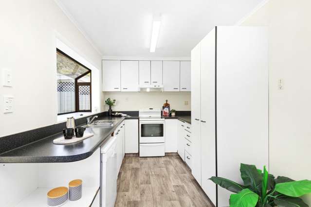 16 Bledisloe Crescent Wainuiomata_4