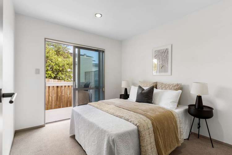 16 Oak Bark Drive Schnapper Rock_8