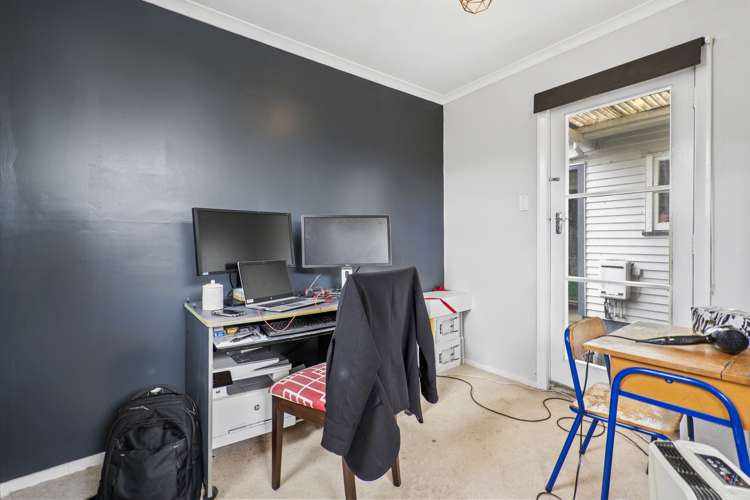 38 Hall Crescent Epuni_12