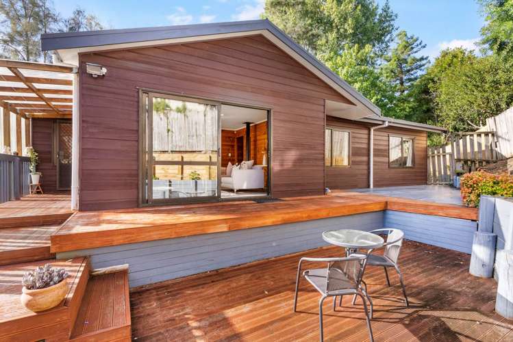 2/30 Charles Dickens Drive Mellons Bay_16