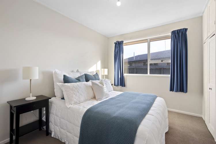 42 Oakley Crescent Hornby_7