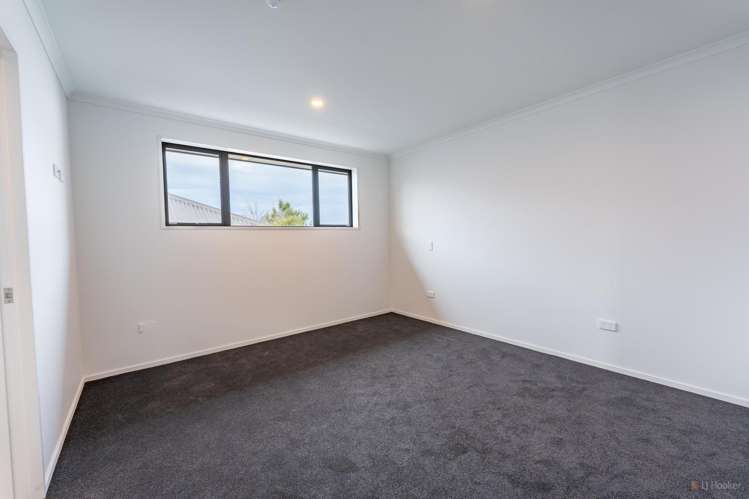 86 & 86A Church Street Seaview_22