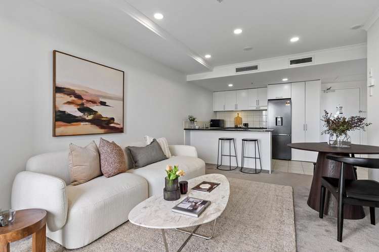 613/9 Byron Avenue_3