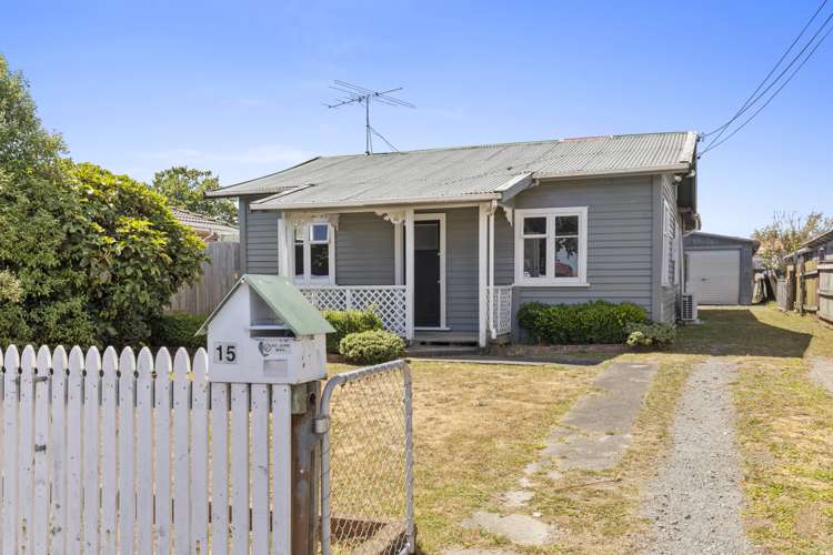 15 Sutherland Avenue Silverstream_16